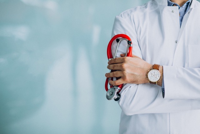 https://mhshealthcard.com/wp-content/uploads/2023/07/Online-Free-Consultations_.jpeg